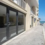 Levante Eight Sea View Vakantiehuis *