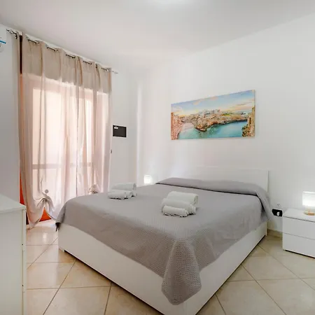 Апартаменты Levante Eight Sea View *