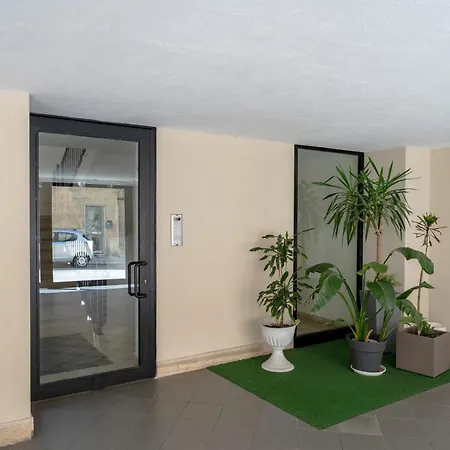 Levante Eight Sea View *